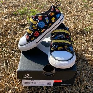 Converse all stars with food print